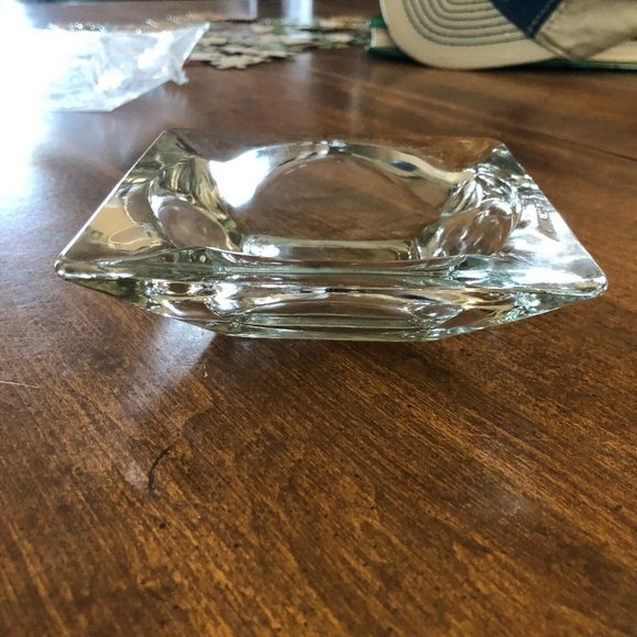 Anchor Hocking Ashtray Heavy Clear Glass Square 4 1/2" Vintage Tobacco Collectib - Picture 4 of 8